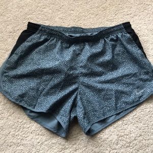 Nike crackle pattern running shorts